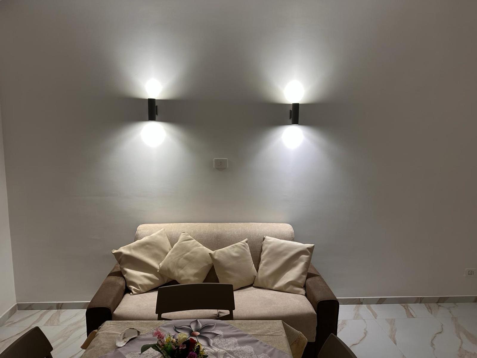 Vincent House * Napoli